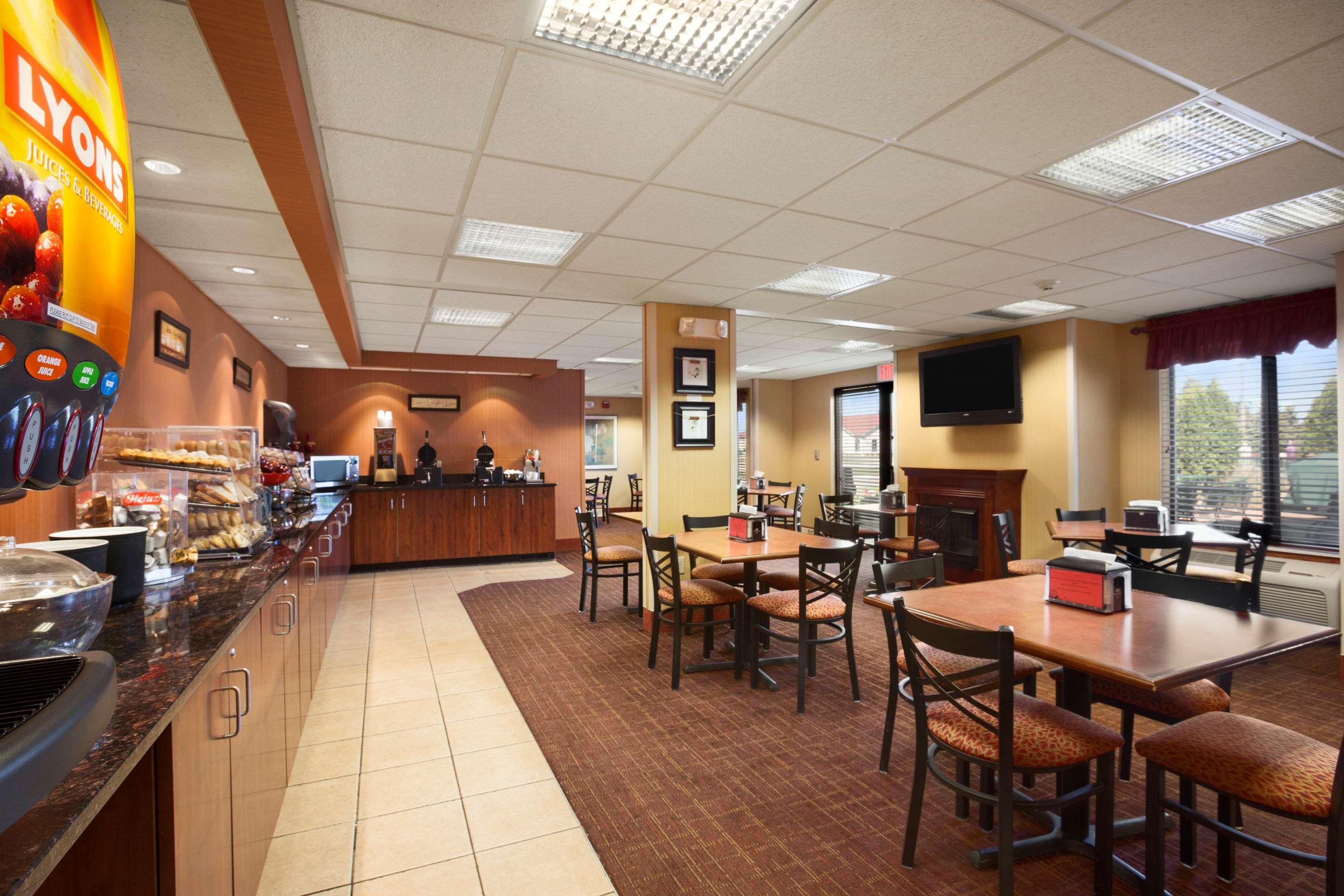 Ramada By Wyndham Wisconsin Dells I-90 Hotel Eksteriør billede