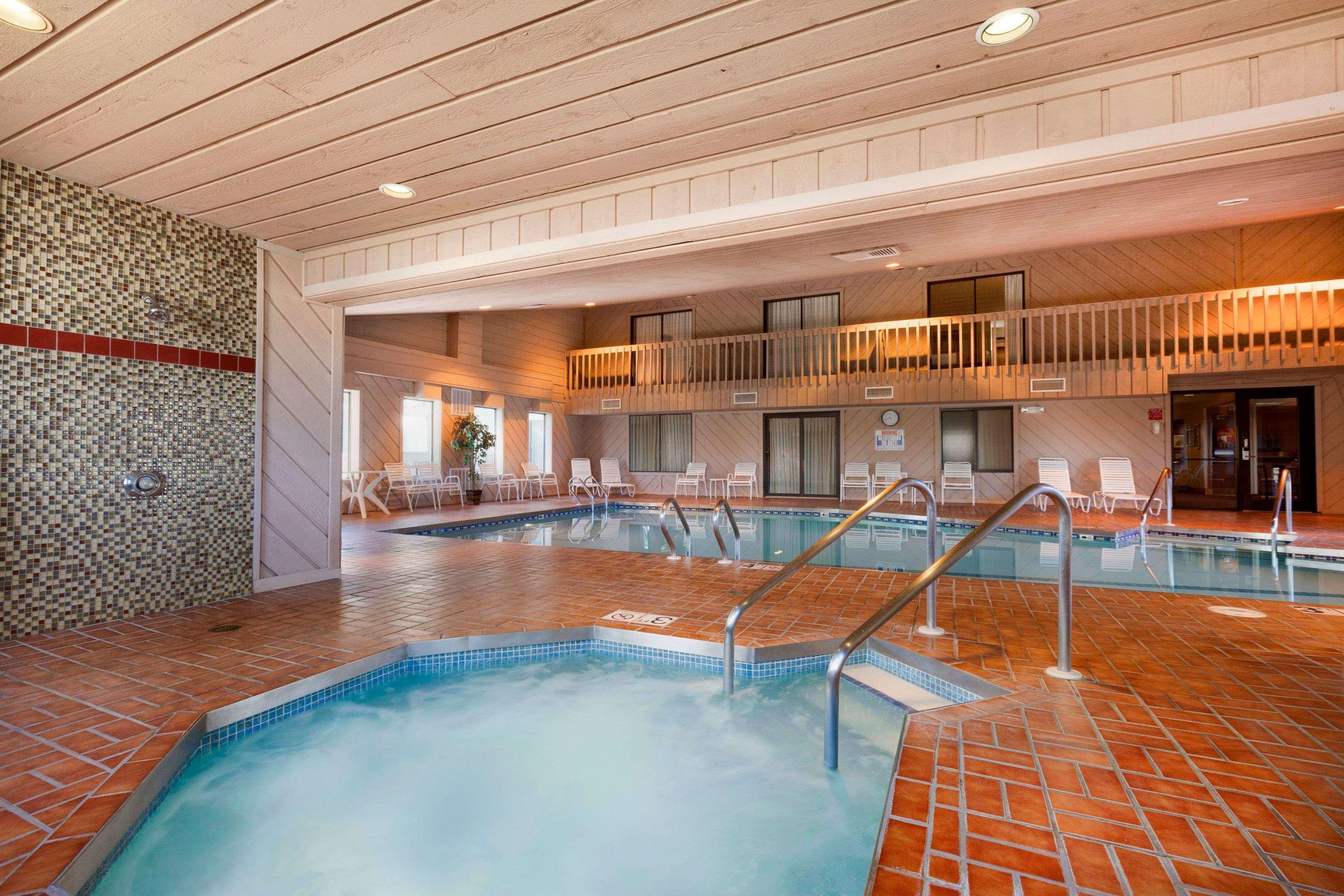 Ramada By Wyndham Wisconsin Dells I-90 Hotel Eksteriør billede