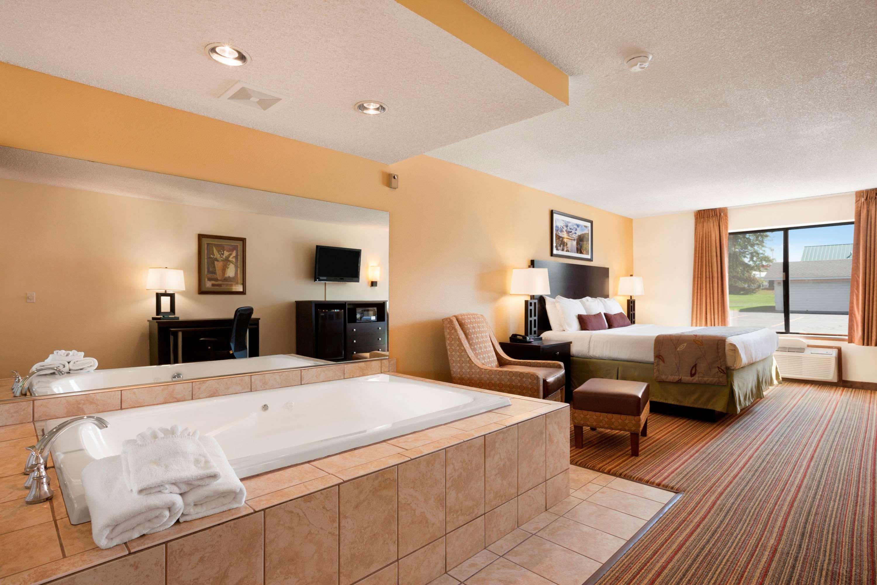 Ramada By Wyndham Wisconsin Dells I-90 Hotel Eksteriør billede