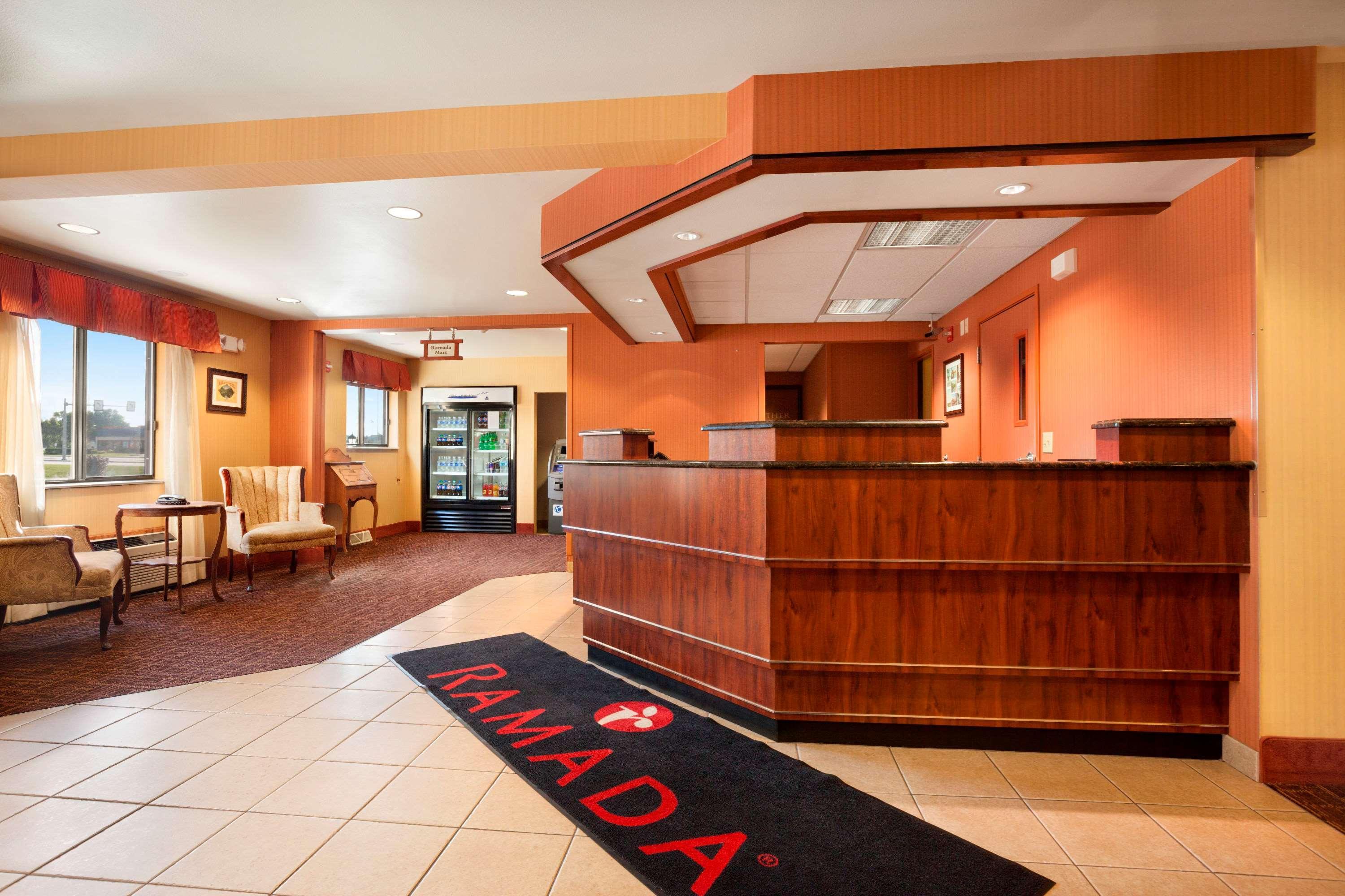 Ramada By Wyndham Wisconsin Dells I-90 Hotel Eksteriør billede