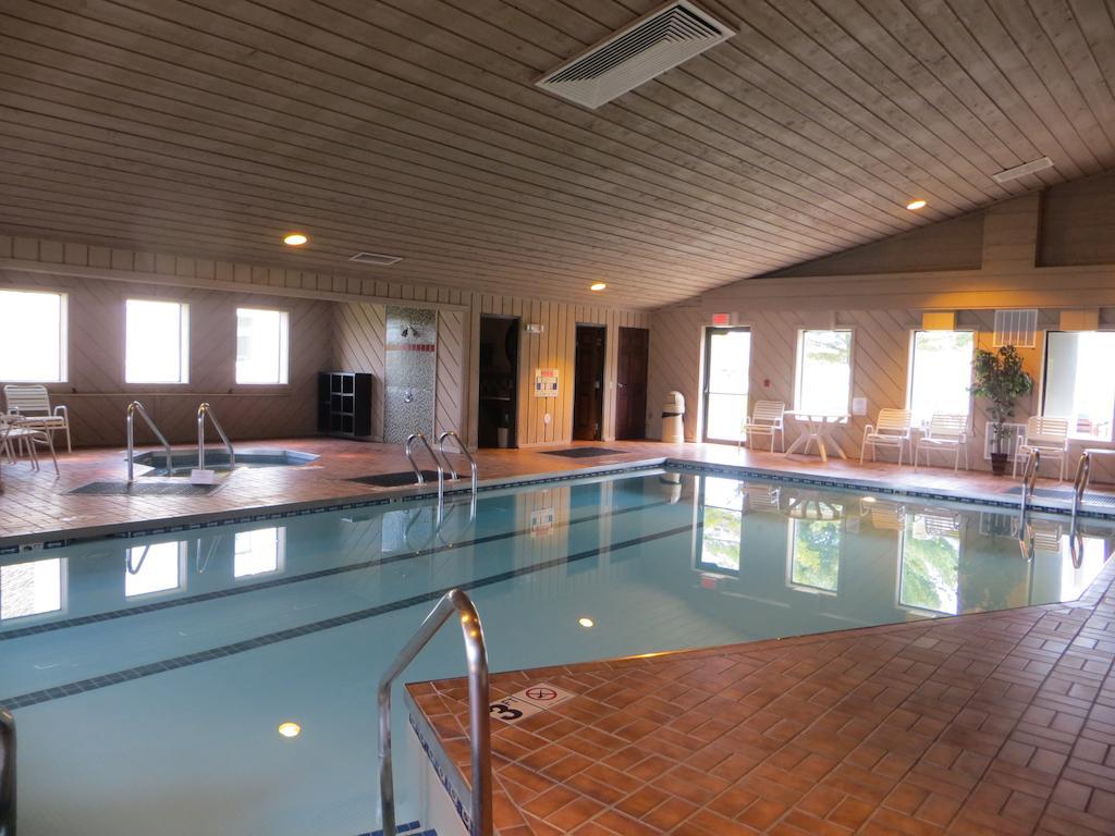 Ramada By Wyndham Wisconsin Dells I-90 Hotel Eksteriør billede