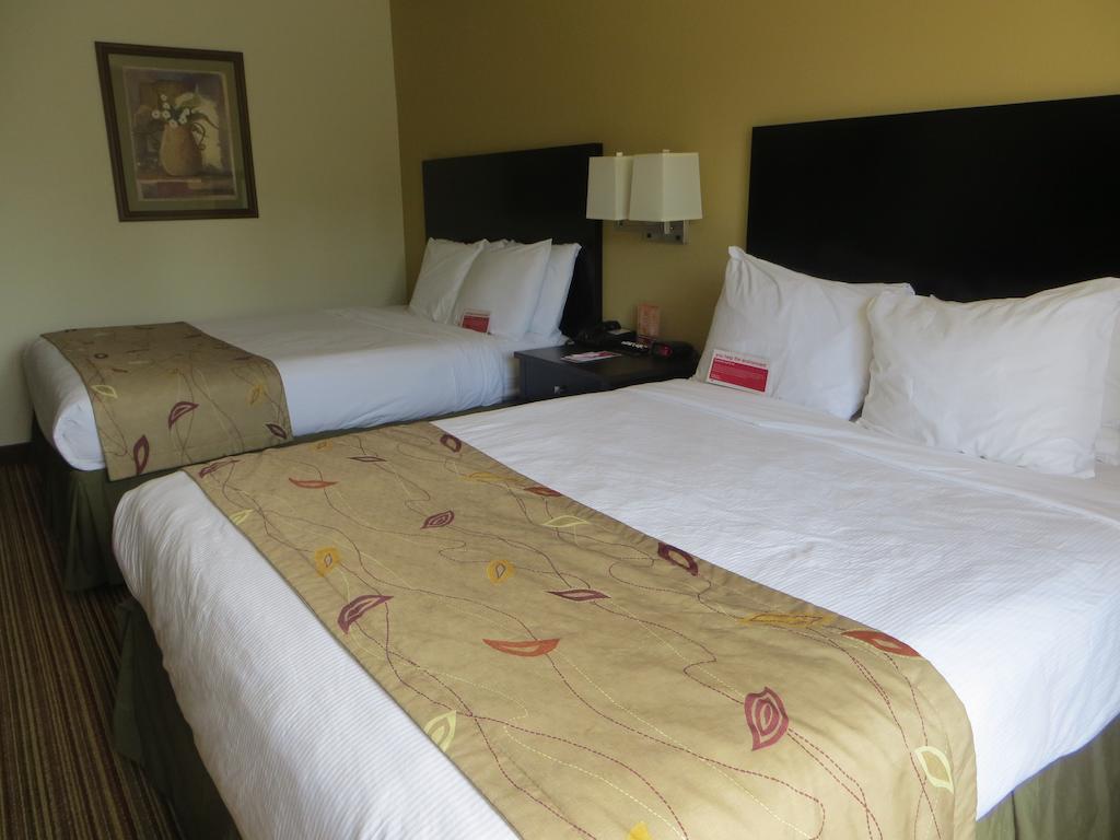 Ramada By Wyndham Wisconsin Dells I-90 Hotel Eksteriør billede