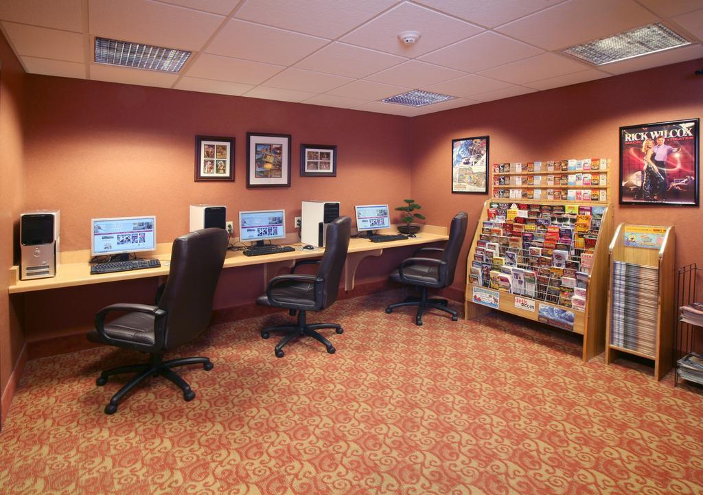 Ramada By Wyndham Wisconsin Dells I-90 Hotel Faciliteter billede